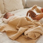 Deka z merino vlny 75x100cm Tmavě béžová | Babyono