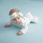 Body s dlouhým rukávem v barvě ecru s puntíky - Tres Bien | Pinokio