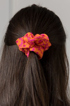 WUALAA Women - Scrunchie viskózová gumička do vlasů Neon Flowers