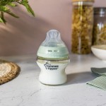 Tommee Tippee Skleněná láhev na krmení 150 ml 0m+