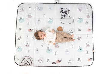 Tiny Love vzdělávací cestovní podložka XL Decor černá a bílá